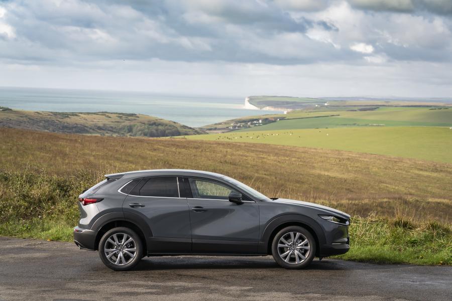  Mazda CX-30 Skyactiv-G 2019 года  (UK) (фото 7 из 93)